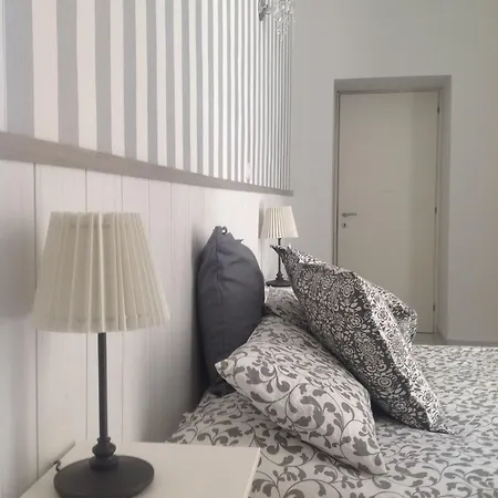داي ديكوماني نابولي