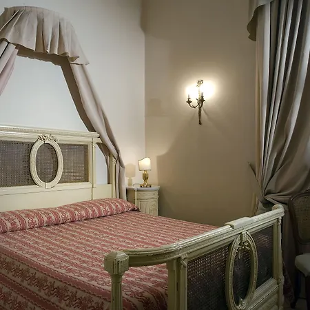 Szálloda Chiaja De Charme