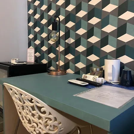 H Boutique Neapol