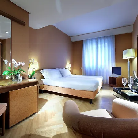 Hotel Exe Majestic