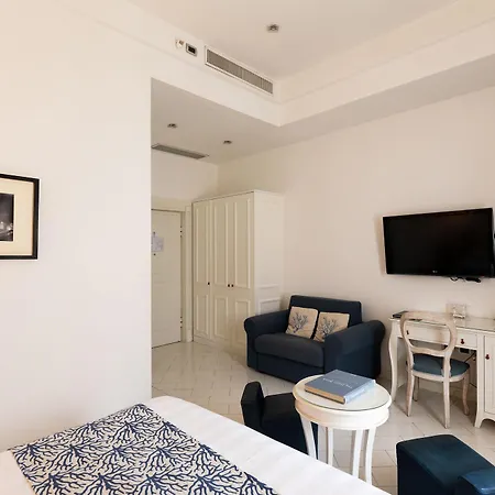 La Ciliegina Lifestyle Hotel 4*