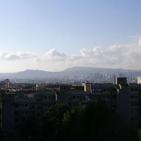 Rent Vesuvio *