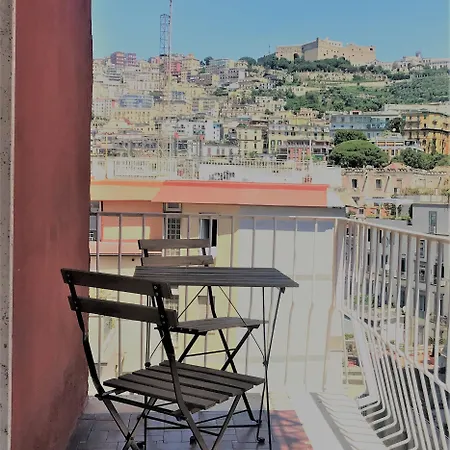 Napoliday Bed and breakfast 3*