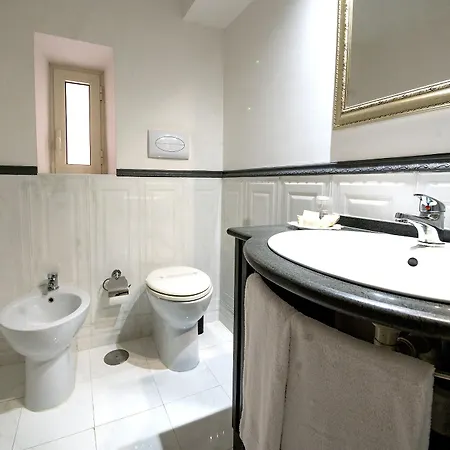 Lanfipe Palace 3* Неаполь