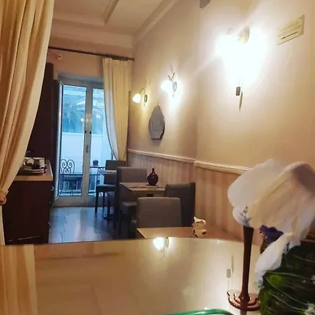 Bed & Breakfast La Dimora Di Nettuno 3*