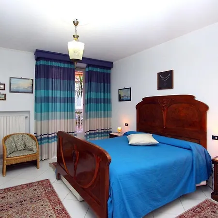 Casa 12 Bed and breakfast Nápoles