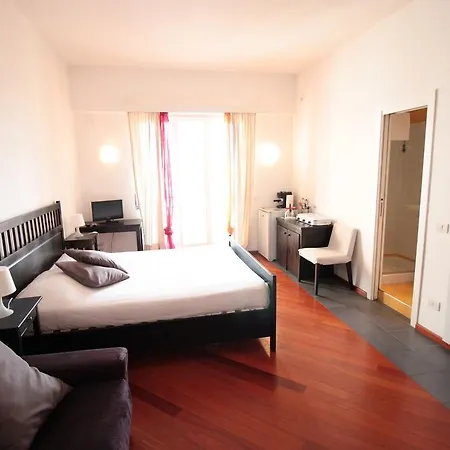 Olga Panoramic Apartment * Neapol