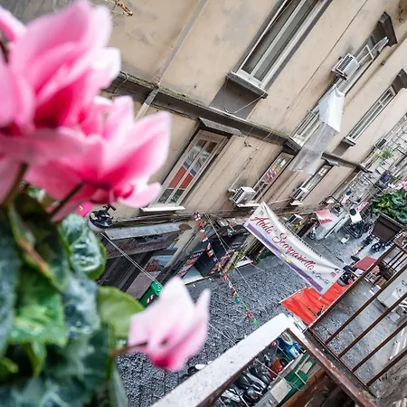 Time Bed & Breakfast Napoli