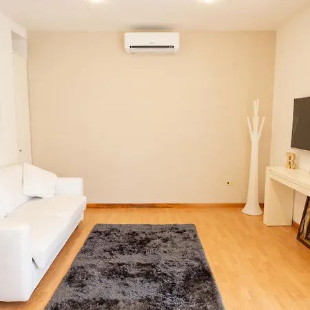 Apartment Star In Toledo By Dimorra *