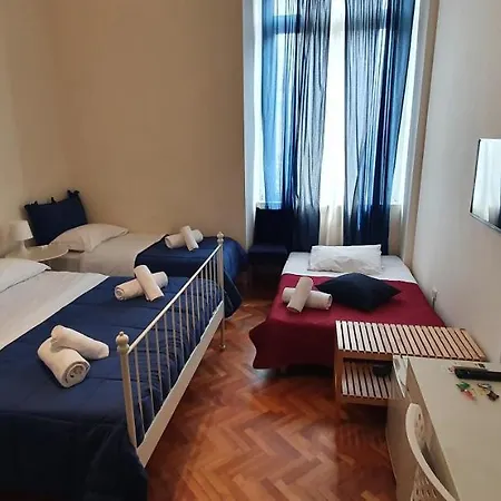 Pensión Napol-in 2*