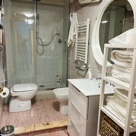 Casa Mires * Napoli