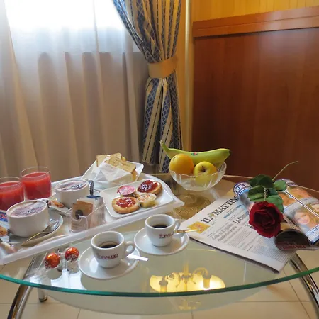 Joyfull Hotel