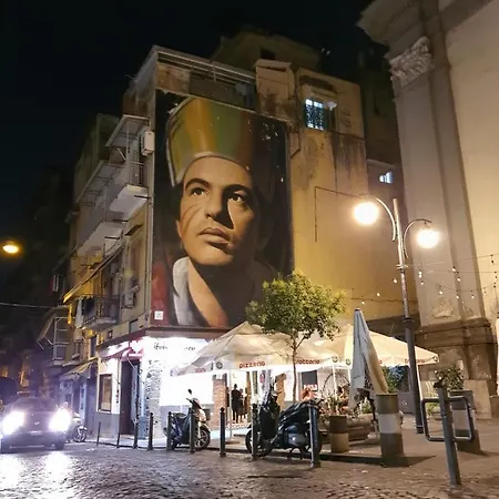 Spaccanapoli Experience * Naples