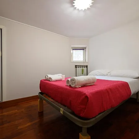Via M Guadagno N 32 Apartment *
