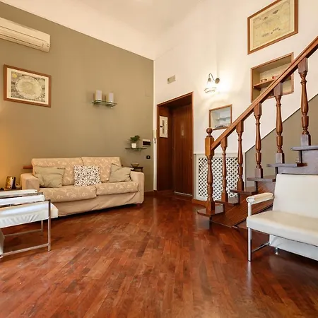 Via M Guadagno N 32 Apartment *