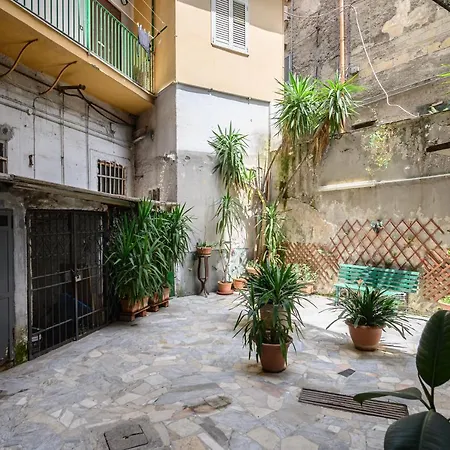 Via M Guadagno N 32 Naples