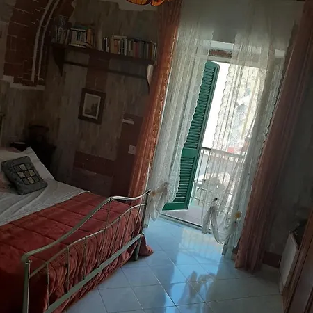 Vesuvius Guest house Naples