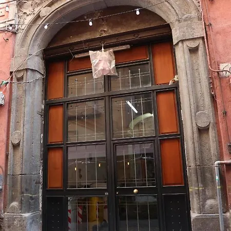 Mida's Boutique Pensjonat *