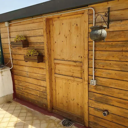 Bed & Breakfast Vesuviane 'e Belle 'mbriane Naples