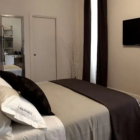 Partenope Relais Naples
