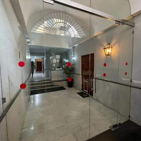 A Un Passo Dal Castello Maschio Angioino Apartment Naples