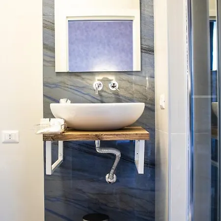 Toto E Peppino Luxury * Nápoles