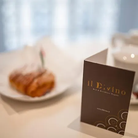 Il Divino Couette-café Naples
