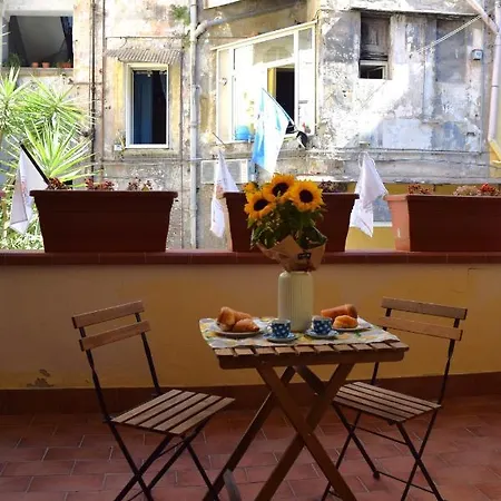 Apartment San Gregorio Naples