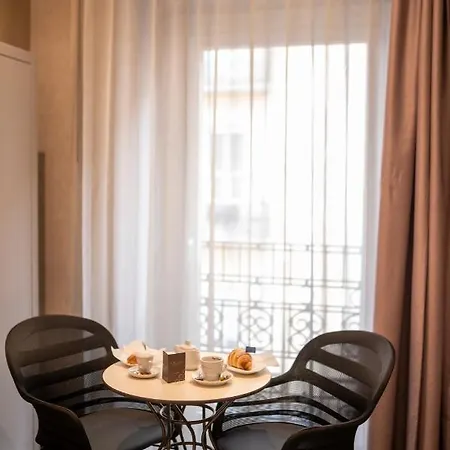 Couette-café Il Divino Naples