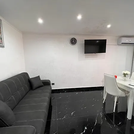 Apartment Monolocale A Due Passi Da Spaccanapoli