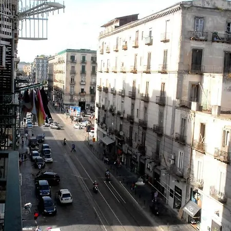 Apartment Appartamen Elisabeth Naples