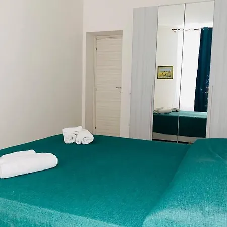 Apartment Spaccanapoli Pad Apartament Naples