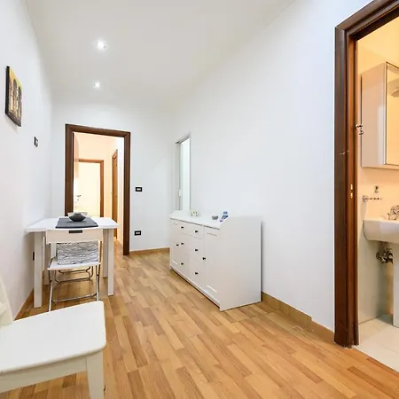 Via Lanzieri 38 Appartement