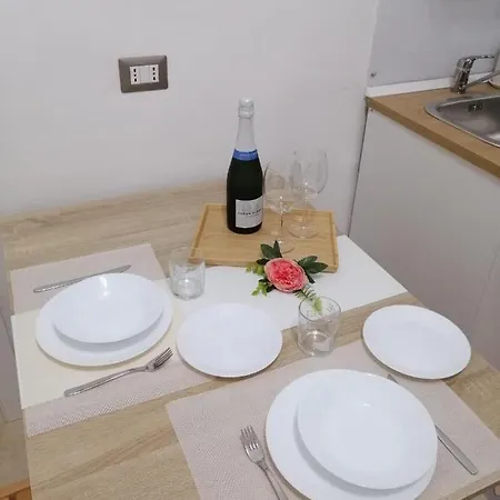 Sweet Renato Apartment *