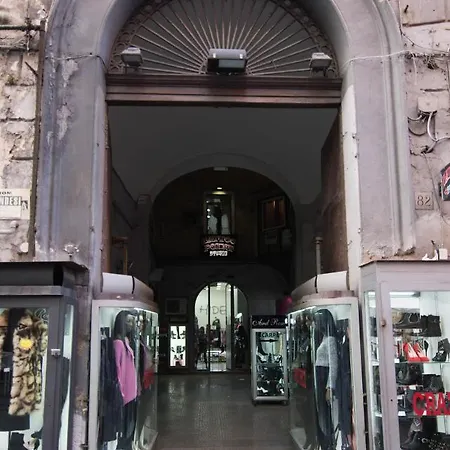 La Residenza Chiaia Short Let Monolocale Standard Napoli