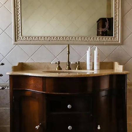 Appartamento Con Terrazzo A Capodimonte By Wonderful Italy Napoli