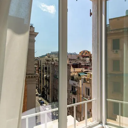 Konukevi Unico Relais Napoli