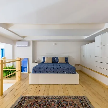 Naiva Apartment Naples