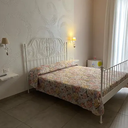 Bed & Breakfast Beb La Gemma Naples