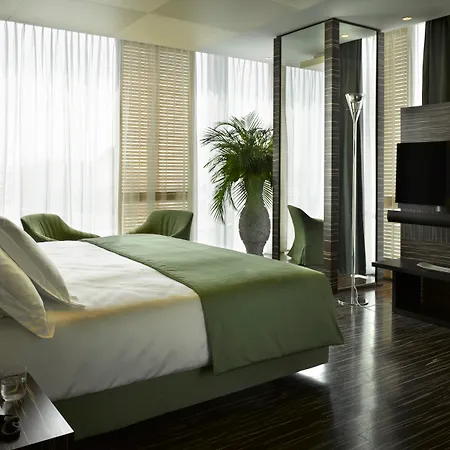 Romeo Hotel