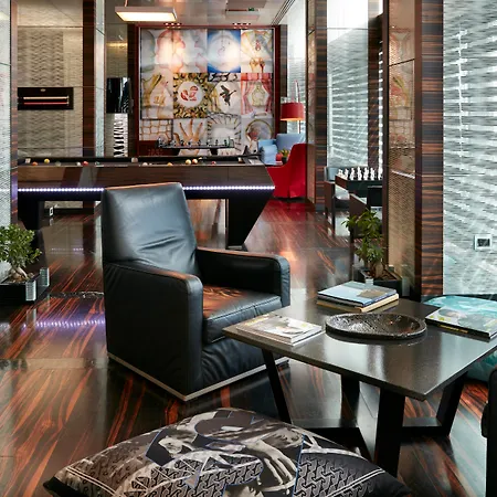 Hotel Romeo 5*