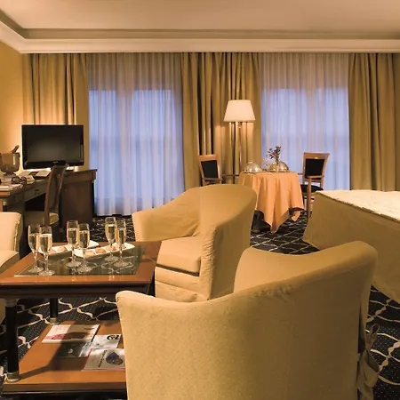 Ramada By Wyndham