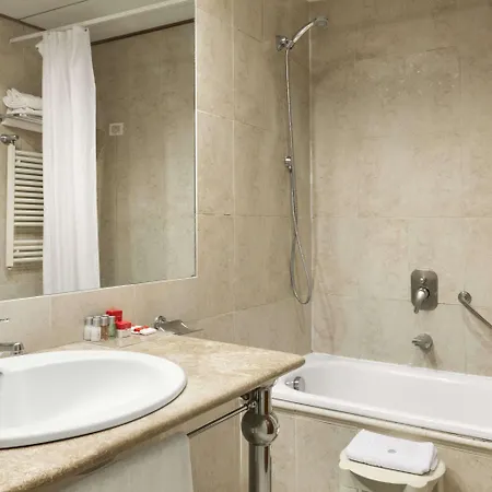 Hotel Ramada By Wyndham 4*
