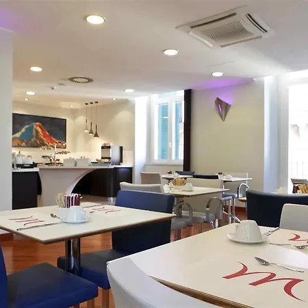 Mercure Centro Angioino Szálloda Nápoly