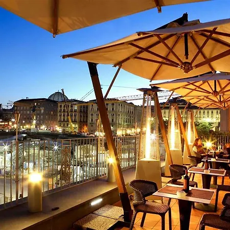 Mercure Centro Angioino Szálloda Nápoly