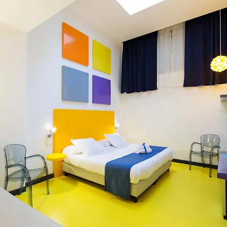 Otel Correra 241 Lifestyle Napoli