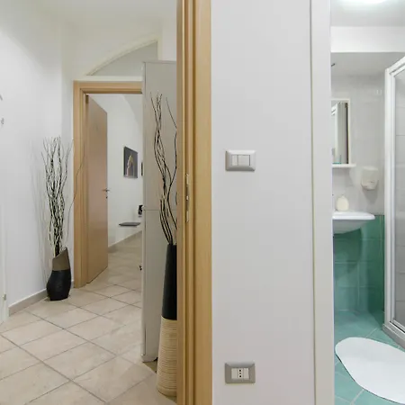 לינה וארוחת בוקר Maison Du La Rua (adults Only)