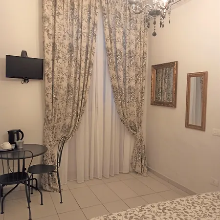 داي ديكوماني فندق مبيت وإفطار 3*
