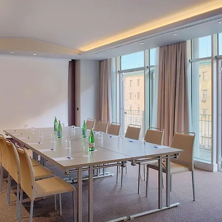 Nh Panorama Hotel 4*