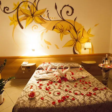 Casablanca 3* Naples